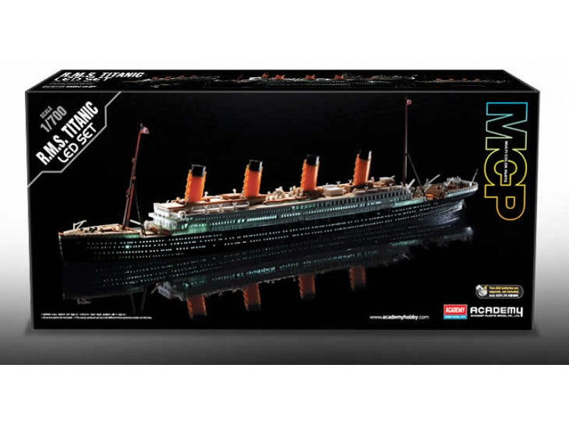Academy - RSM TITANIC + LED SET STATIC MODEL KIT 1:700 - Cod. ACD14220