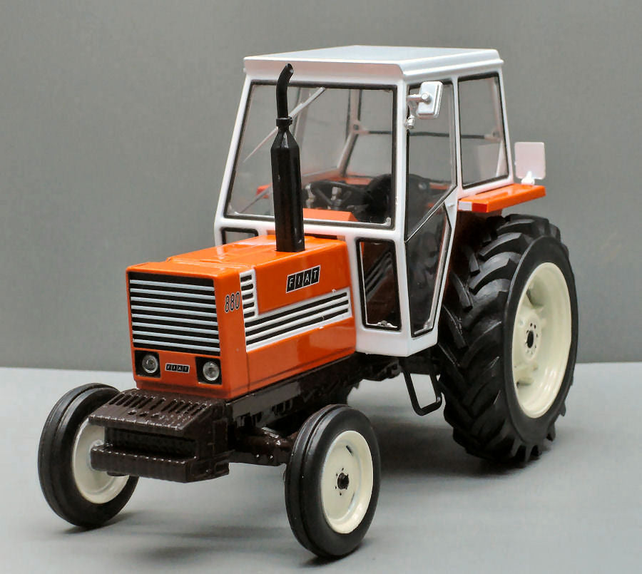 Replicagri - TRATTORE FIAT 880 2x4 CABINA BIANCA 1:32 - Cod. REPLI163