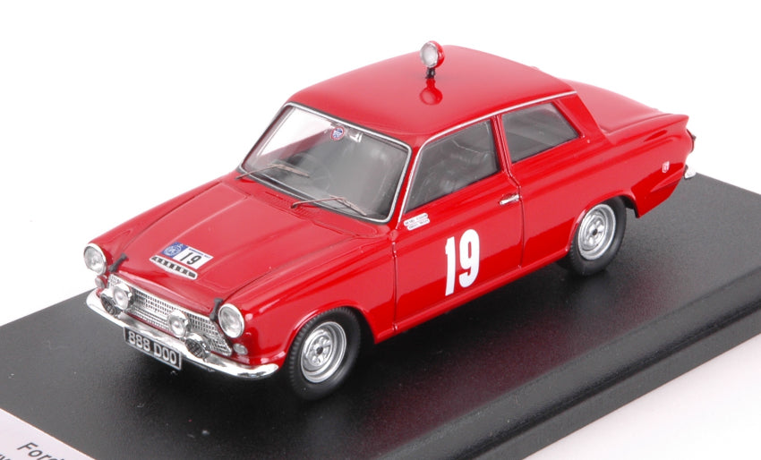 Trofeu - FORD CORTINA GT N.19 RAC RALLY 1964 H.TAYLOR-B.MELIA 1:43 - Cod. TFRRUK11