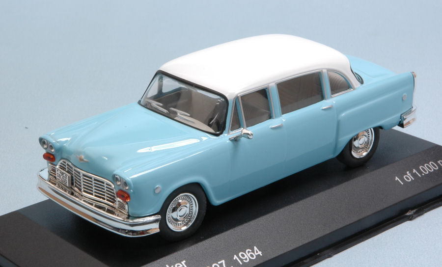 Whitebox - CHECKER MARATHON 327 1964 LIGHT BLUE W/WHITE ROOF 1:43 - Cod. WB202