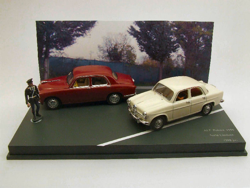 Rio - ALFA ROMEO 1900 POLIZIA E ALFA ROMEO GIULIETTA DIORAMA ALT POLIZIA 1:43 - Cod. RI4318D