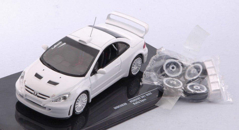 Ixo Model - PEUGEOT 307 WRC WHITE 2 SET OF WHEELS AND TYRES AND EXTRA SPOILER 1:43 - Cod. MDCS030