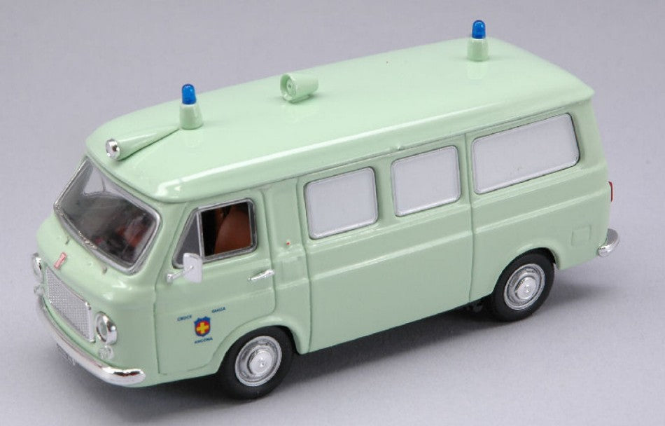 Rio - FIAT 238 AMBULANZA CROCE GIALLA DI ANCONA 1:43 - Cod. RI4216