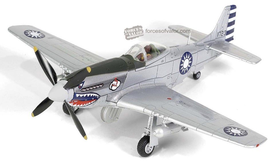 Forces Of Valor - MUSTANG P-51 D ROCA AIRCRAFT FIGHTER 7th SQUADRON 1:72 - Cod. FOR812013E