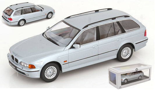 Triple 9 - BMW 5-SERIES TOURING E39 1998 ARTIC SILVER 1:18 - Cod. T9-1800390