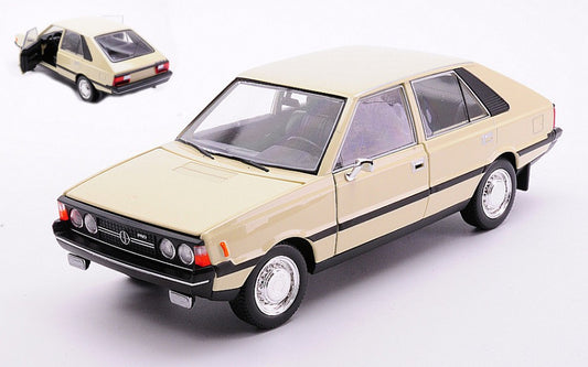 Welly - FSO POLONEZ 1500 M CREAM 1:24 - Cod. WE24124W