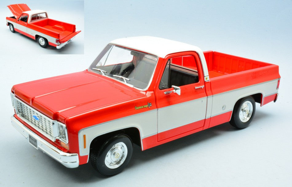 Maisto - CHEVROLET C10 CHEYENNE SUPER 1974 RED 1:18 - Cod. MI31467R