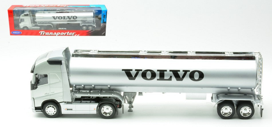 Welly - VOLVO FH 4x2 TRACTOR SILVER W/SILVER OIL TANKER 1:32 - Cod. WE32692SS