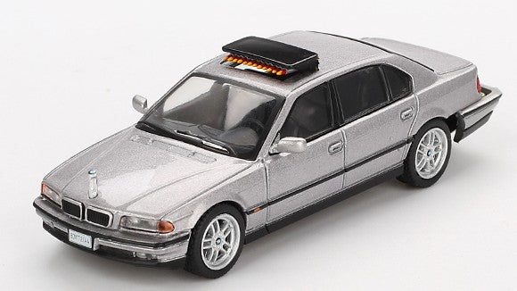 Mini Gt - BMW 750 IL (E39) "007-TOMORROWNEVER DIES" 1997 1:64 - Cod. MGT00902