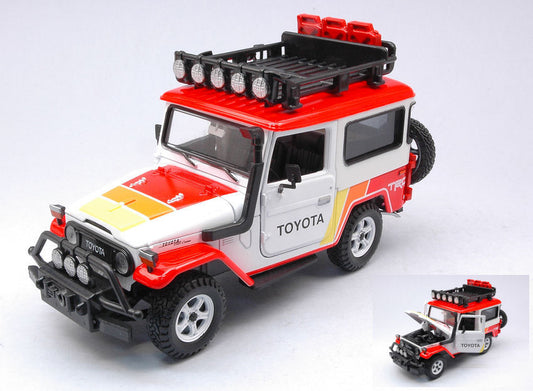 Motormax - TOYOTA FJ40 LAND CRISER 1974 HARD TOP W/ROOF RACK TOYOTA 1:24 - Cod. MTM79137TRD