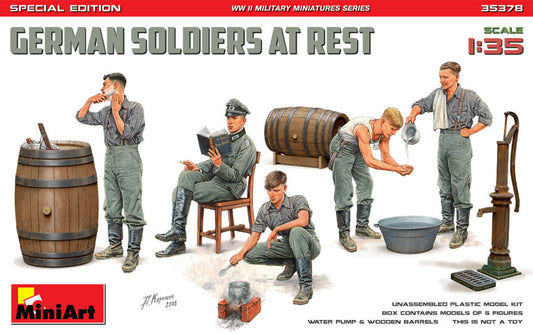 Miniart - GERMAN SOLDIERS AT REST KIT 1:35 - Cod. MIN35378