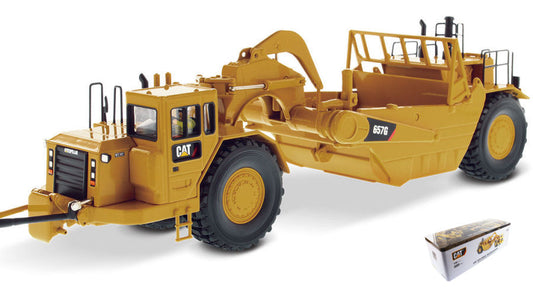 Diecast Master - CAT 657G WHEEL TRACTOR SCRAPER 1:50 - Cod. DM85175