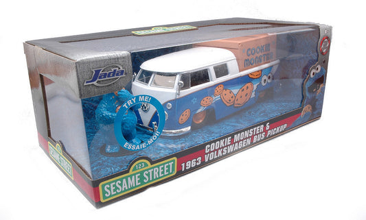 Jada Toys - VW BUS PICK 1963 W/COOKIE MONSTER FIGURE 1:24 - Cod. JADA31751