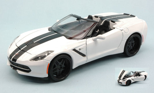 Maisto - CHEVROLET CORVETTE STINGRAY 2014 WHITE W/BLACK STRIPES 1:24 - Cod. MI32501