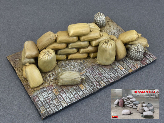Miniart - HESSIAN BAGS (SAND, CEMENT, VEGETABLES ETC.) KIT 1:35 - Cod. MIN35586