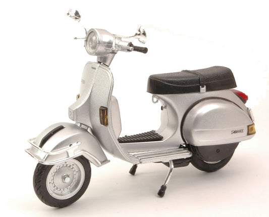 New Ray - VESPA P 200 E 1978 SILVER 1:12 - Cod. NY42123S