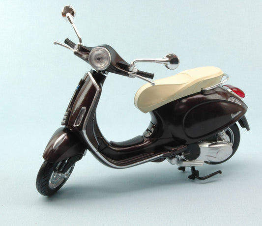New Ray - VESPA PRIMAVERA 125 2014 BROWN 1:12 - Cod. NY57553BW