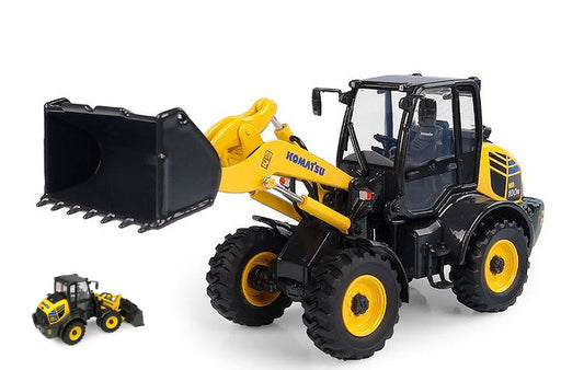 Universal Hobbies - RUSPA KOMATSU WA100M-8 1:50 - Cod. UH8145