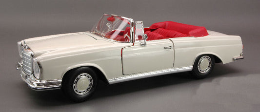 Maisto - MERCEDES 280 SE 1968 CREAM 1:18 - Cod. MI31811CR