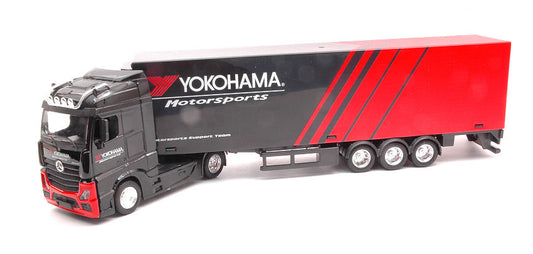 Burago - MERCEDES ACTROS GIGASPACE HAULER WITH TRAILER "YOKOHAMA" 1:43 - Cod. BU31460Z