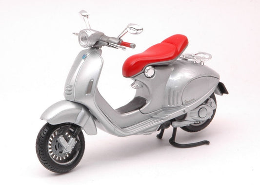 Maisto - VESPA 946 BELLISSIMA 2014 SILVER 1:18 - Cod. MI16885Z