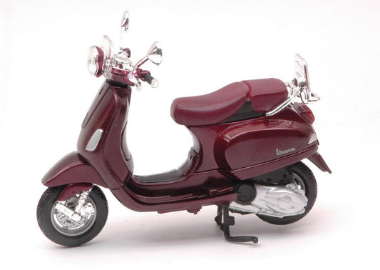 Maisto - VESPA LXV 2013 AMARANT MET.1:18 - Cod. MI16887G