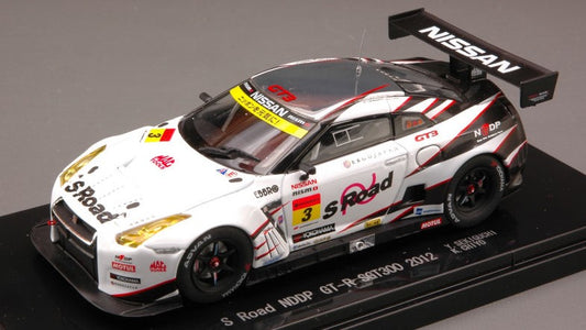 Ebbro - NISSAN R35 GT-R N.3 SUPER GT500 SEKIGUCHI-CHIYO 1:43 - Cod. EB44746