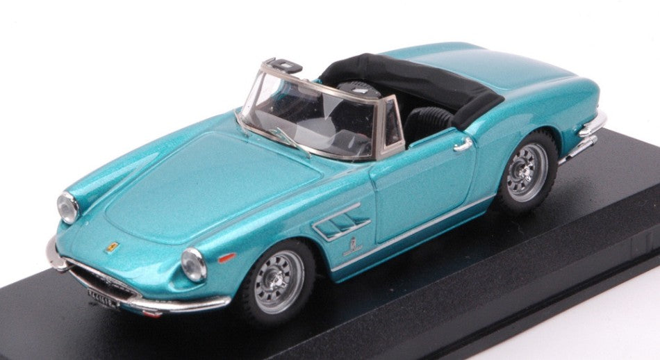 Best Model - FERRARI 330 GT SPIDER 1966 GREEN MET.1:43 - Cod. BT9424