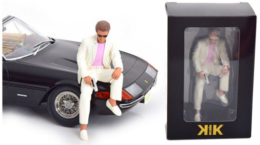 Kk Scale - FIGURINE SUNNY SITTING IN TRUCK 1:18 - Cod. KKFIG001