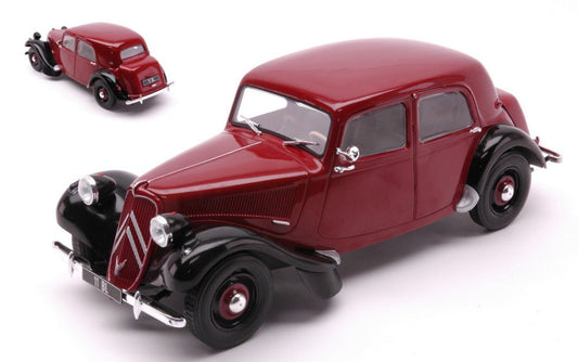 Whitebox - CITROEN TRACTION AVANT 11BL DARK RED/BLACK 1:24 - Cod. WB124116