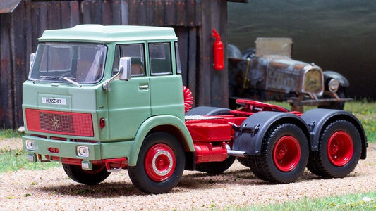 Ixo Model - HENSCHEL HS 19 TS GREEN 1966 1:43 - Cod. TR151