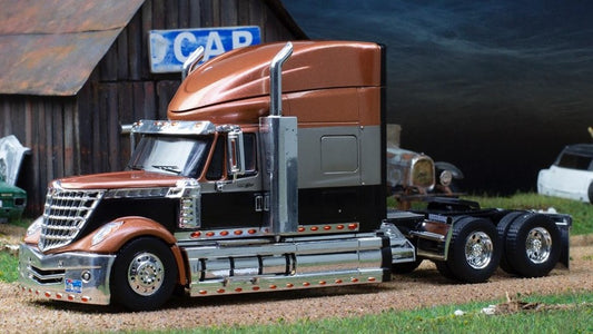 Ixo Model - INTERNATIONAL LONESTAR 2010 MET.ORANGE/BLACK 1:43 - Cod. TR152