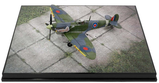 Forces Of Valor - SUPERMARINE SPITFIRE "TOLLY HELLO" TEST PILOT USAAF 1:72 - Cod. FOR812005A
