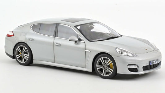 Norev - PORSCHE PANAMERA TURBO 2009 SILVER 1:18 - Cod. NV187609