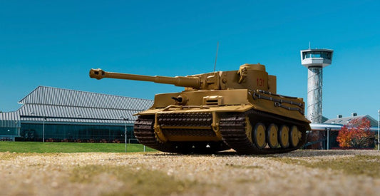 Corgi - TIGER 131 RESTORED AND OPERATED BY THE TANK MUSEUM BOVINGTON 1:50 - Cod. CC60517
