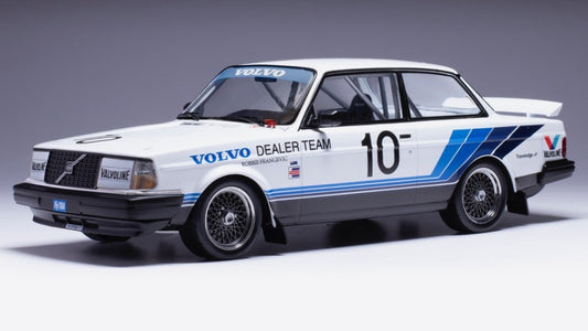Ixo Model - VOLVO 240 TURBO RHD N.10 VOLVO DEALER TEAM 1986 ATCC R.FRANCEVIC 1:18 - Cod. 18RMC176