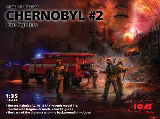 Icm - CHERNOBYL FIRE FIGHTERS AC-40 137A FIRETRUCK & 4 FIGURES KIT 1:35 - Cod. ICM35902