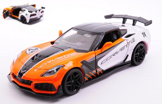 Motormax - CORVETTE ZRT N.24 2019 WHITE/ORANGE 1:24 - Cod. MTM73796