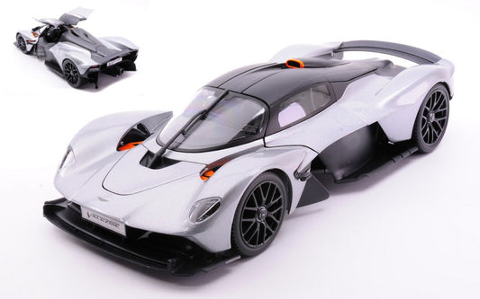 Maisto - ASTON MARTIN VALKYRIE 2022 SILVER 1:18 - Cod. MI31465Z