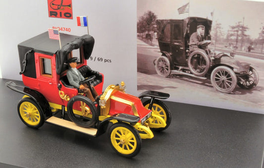Rio - RENAULT AG1 1914 TAXI DE LA MARNE WITH DRIVER 1:43 - Cod. RI4740