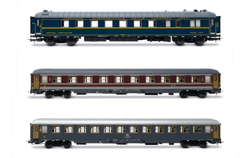Rivarossi - FS 3 CARROZZE RISTORANTE,1a CLASSE, 2a CLASSE ALPEN-EXPRESS EP.IVb 1:87 - Cod. HR4361