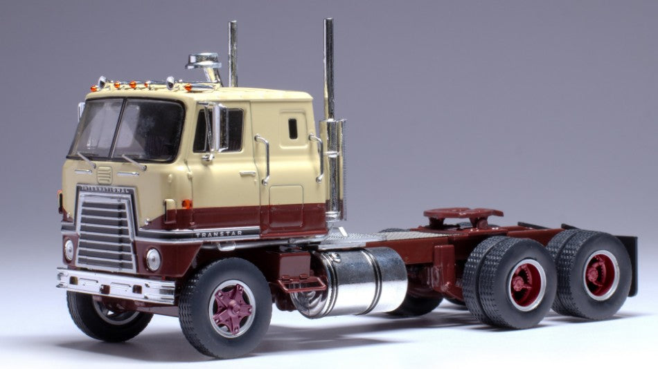 Ixo Model - INTERNATIONAL TRANSTAR COE 1965 BEIGE/BROWN 1:43 - Cod. TR201
