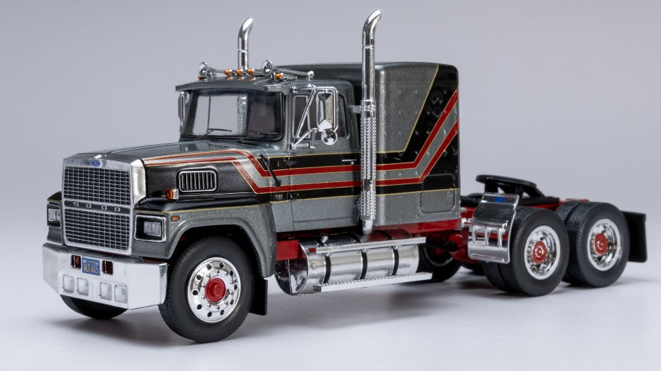 Ixo Model - FORD LTL 9000 1978 GREY/RED 1:43 - Cod. TR222