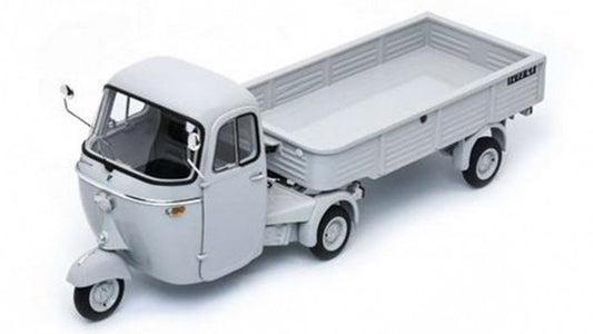 Schuco - PIAGGIO VESPA PENTARO GREY 1:18 - Cod. SH450056900