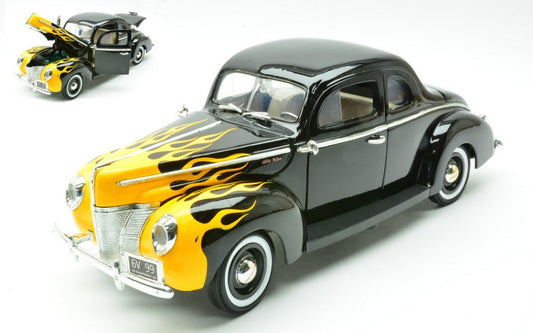 Motormax - FORD DELUXE COUPE' 1940 YELLOW W/FLAMES 1:18 - Cod. MTM73108BKY