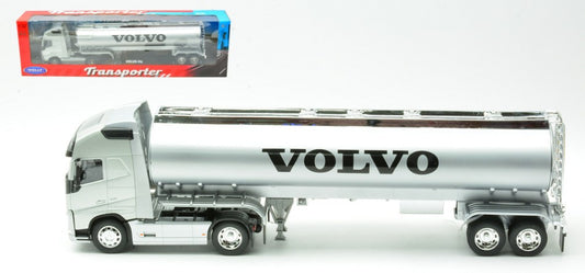 Welly - VOLVO FH 4x2 TRACTOR SILVER W/SILVER OIL TANKER 1:32 - Cod. WE32692SS